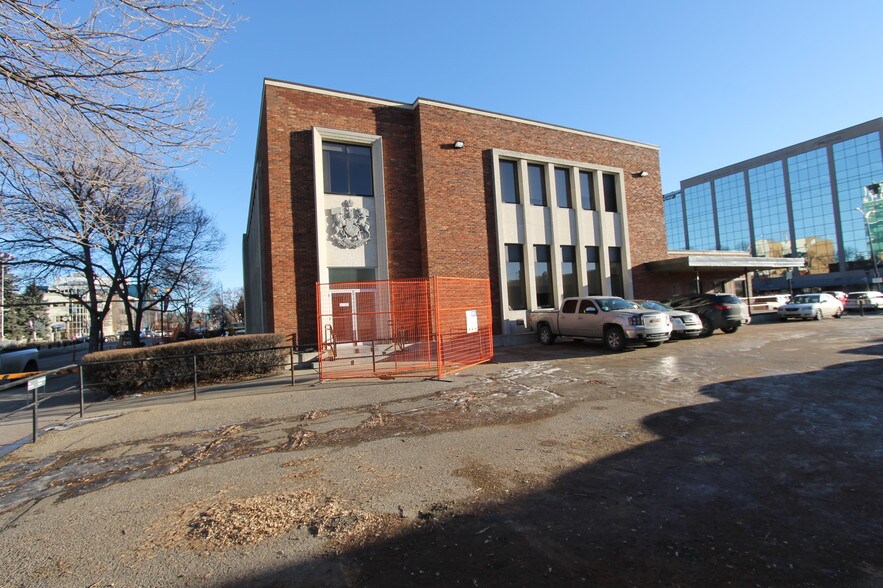 More Photos Of 4909 50 St, Red Deer Office For Lease