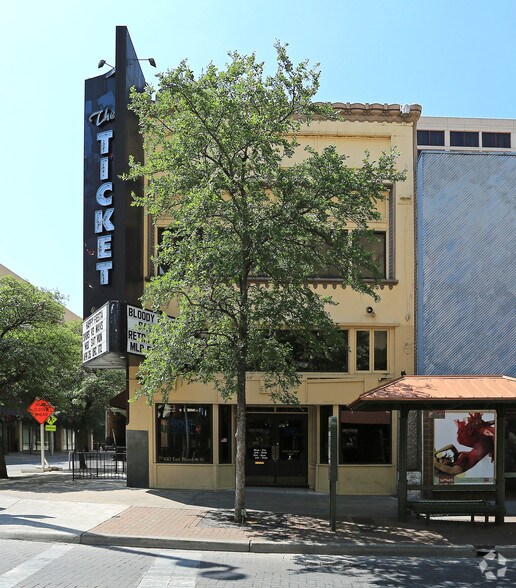 More Photos Of 420 E Houston St, San Antonio Storefront Retail Office For Lease