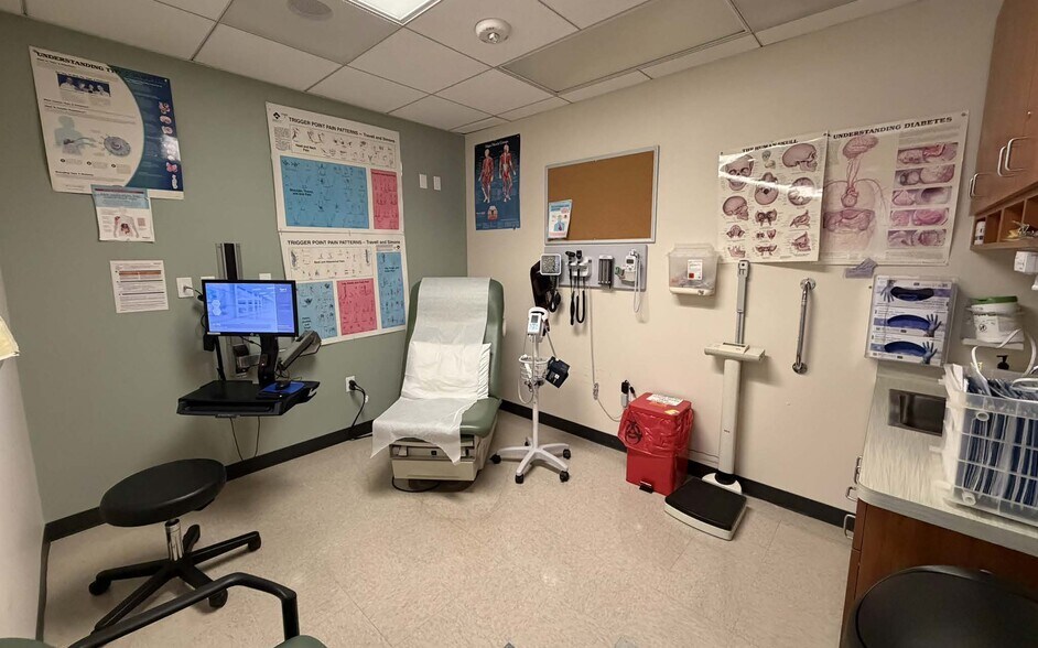 More Photos Of 401 S Fair Oaks Ave, Pasadena Medical For Lease