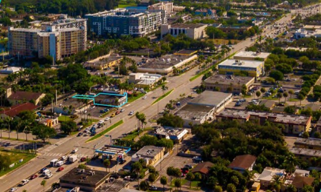 More Photos Of 1949 NE 163rd St, North Miami Beach Freestanding For Lease