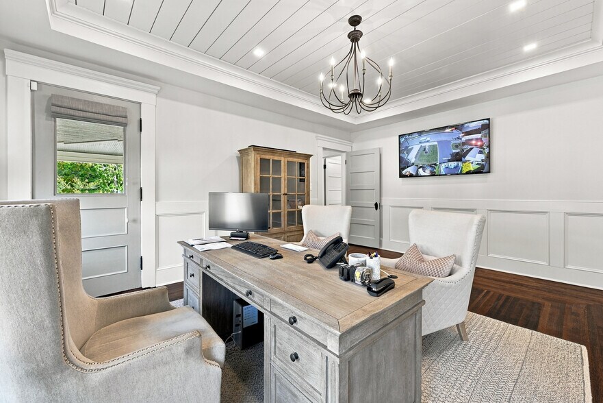 More Photos Of 8 S Main St, New Milford Office For Sale