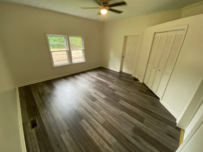 More Photos Of , Spartanburg Unknown For Sale