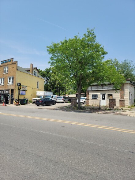 More Photos Of 409 Lake St, Maywood Freestanding For Sale