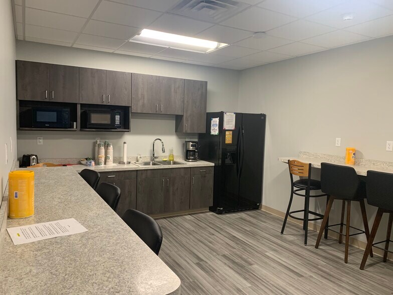 More Photos Of 650 Wilson Ln, Mechanicsburg Office For Lease