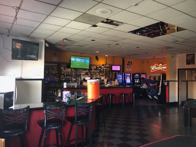 More Photos Of 2425 Oak St, Baker City Restaurant For Sale