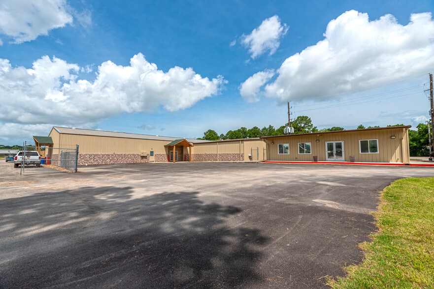 More Photos Of 20519 Rhodes Rd, Spring Lodge Meeting Hall For Sale