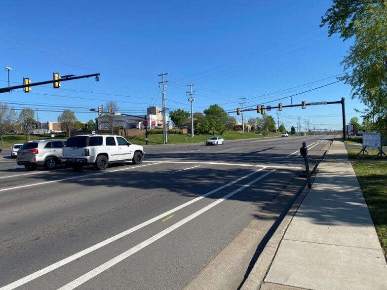 More Photos Of 485 N Mount Juliet Rd, Mount Juliet General Retail For Sale