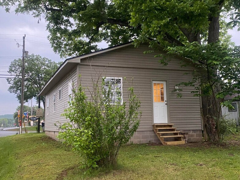 More Photos Of 9 Elizabeth st, Dover Flex For Sale