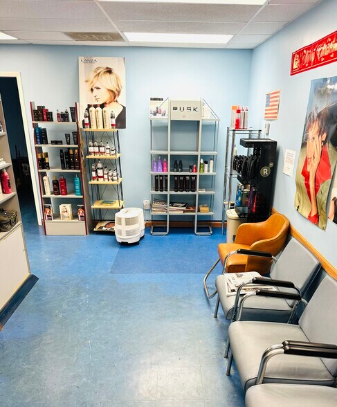 More Photos Of 165 Freemans Bridge Rd, Schenectady Unknown For Lease