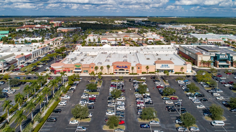 More Photos Of 10012 Gulf Center Dr, Fort Myers Unknown For Lease