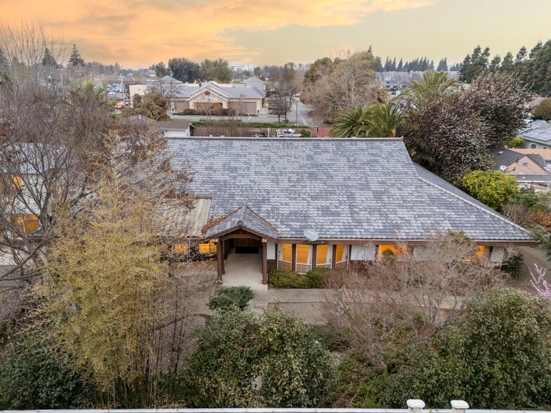 More Photos Of 24954 Cypress Ave, Hayward Multifamily For Sale