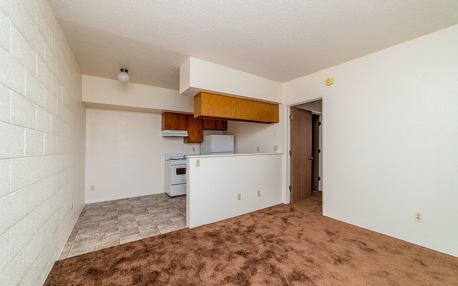 5770 S Blvd, Tucson, AZ 85706 Apartments For Sale