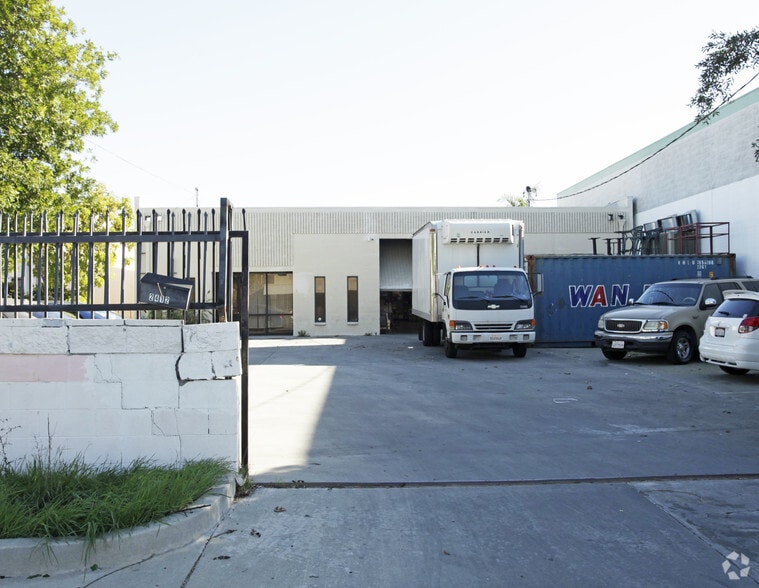 More Photos Of 2412 Lee Ave, South El Monte Warehouse For Lease