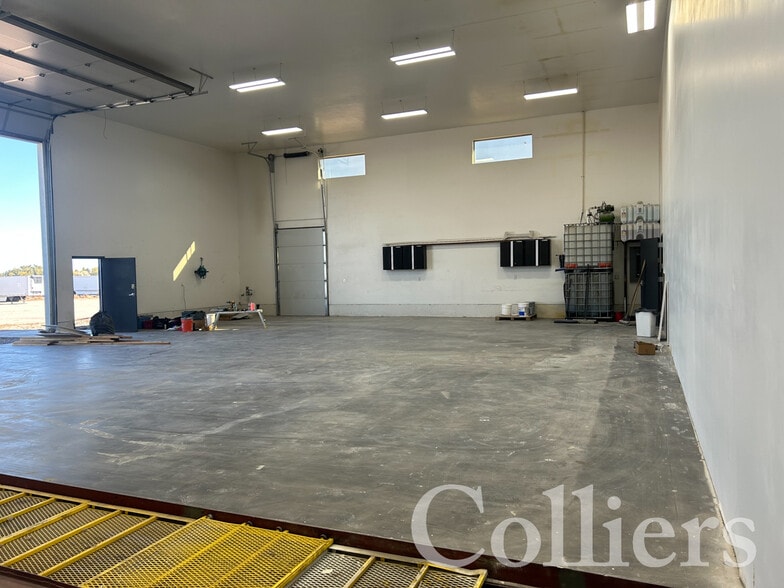 More Photos Of 12820 Go Way Ave, Pocatello Warehouse For Lease