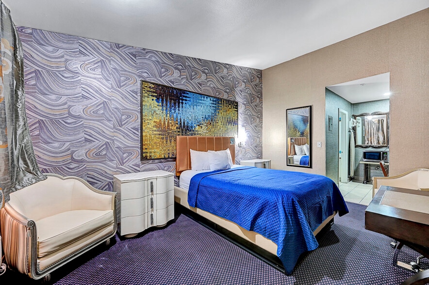 More Photos Of 2855 Fremont St, Las Vegas Hotel For Sale