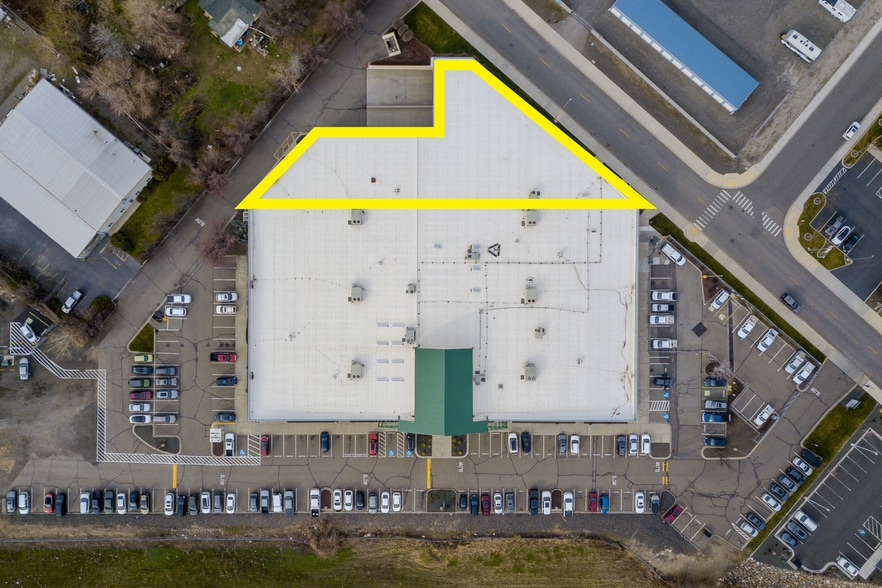 More Photos Of 1661 Fowler St, Richland Office For Lease