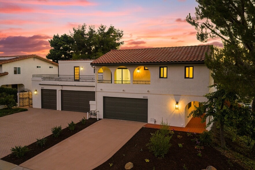 More Photos Of 6801 El Fuerte St, Carlsbad Apartments For Sale