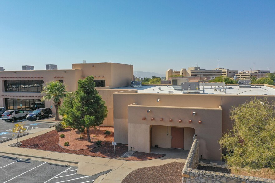 More Photos Of 10420 Vista Del Sol Dr, El Paso Office For Sale
