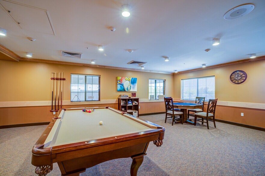 More Photos Of 8880 N 107th Ave, Peoria Assisted Living For Sale