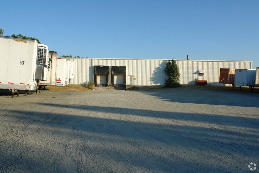 More Photos Of 204 Warehouse Dr, Matthews Warehouse For Sale