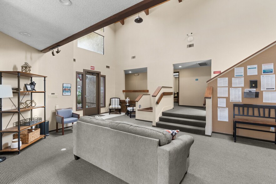 More Photos Of 4450 El Camino Real, Atascadero Office For Sale