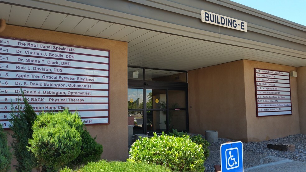 More Photos Of 7520 Montgomery Blvd NE, Albuquerque Medical For Lease