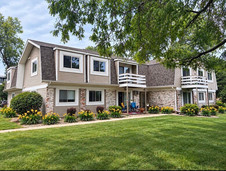 More Photos Of , Middleton Multifamily For Sale