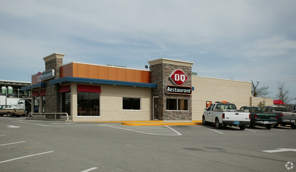 More Photos Of 5295 Highway 280, Birmingham Fast Food For Lease