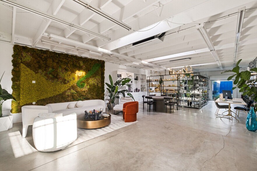 More Photos Of 8560 Venice Blvd, Los Angeles Storefront Retail Office For Sale