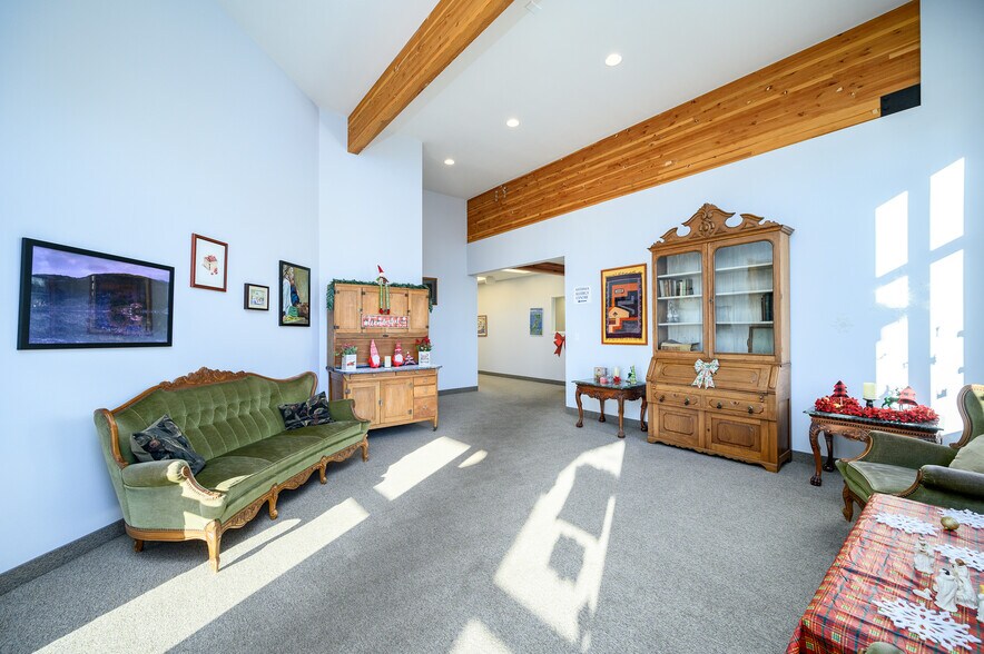 More Photos Of 2185 NW 2nd St, Mcminnville Medical For Lease