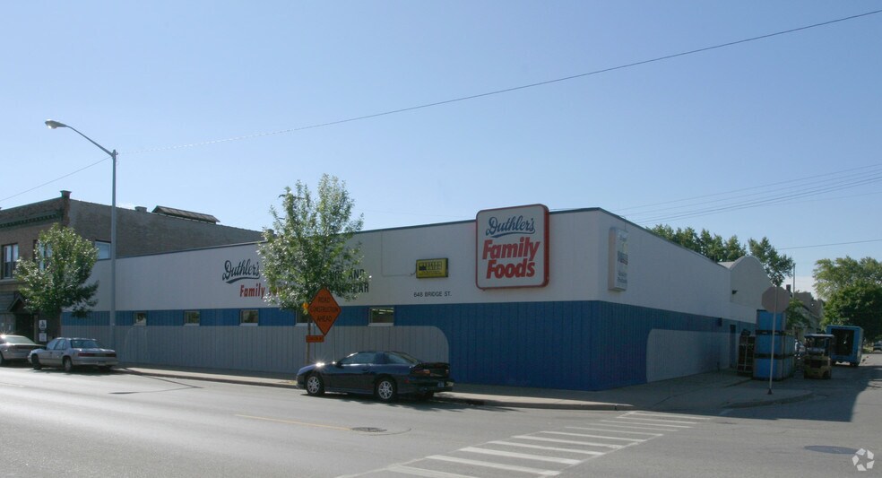 More Photos Of 648 Bridge St NW, Grand Rapids Freestanding For Lease