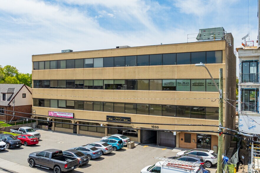 More Photos Of 1030 Upper James St, Hamilton Office For Lease