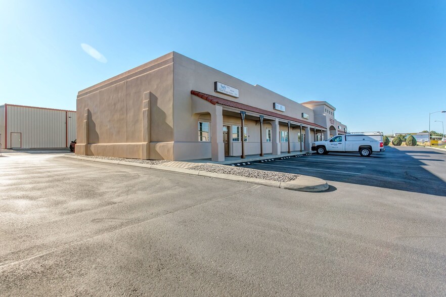 More Photos Of 6503 W Okanogan Ave, Kennewick Warehouse For Lease