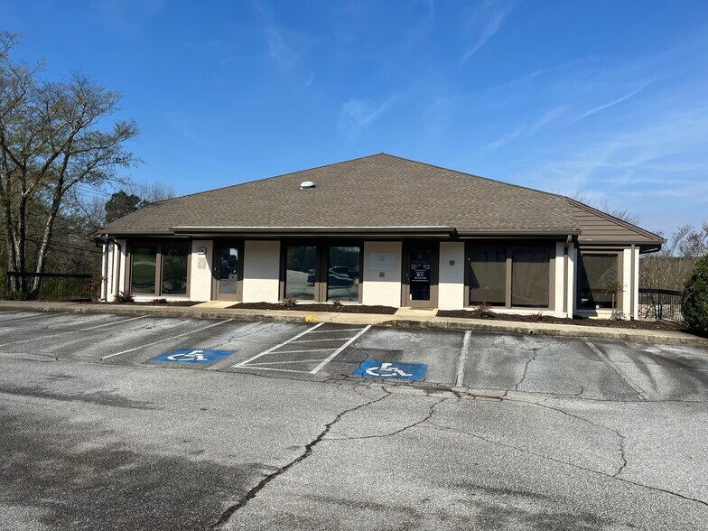 More Photos Of 554 Memorial Drive Ext, Greer Medical For Sale