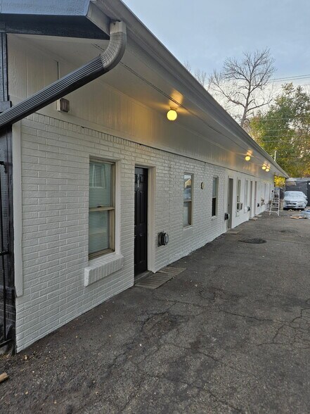 More Photos Of 1013 Main St, Longmont Apartments For Sale