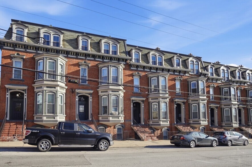 Primary Photo Of 112-122 E McMillan St, Cincinnati Apartments For Sale