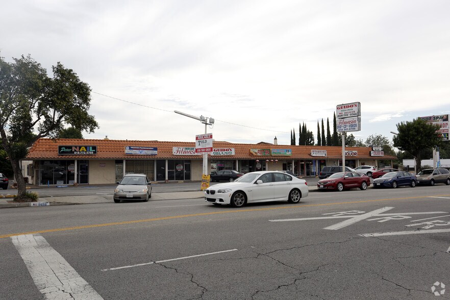 More Photos Of 8640-8656 Lindley Ave, Northridge General Retail For Sale