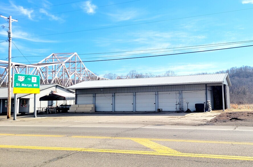 More Photos Of , Newport Unknown For Sale