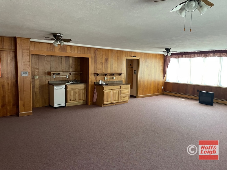 More Photos Of 126 W Indiana Ave, Sebring Religious Facility For Sale