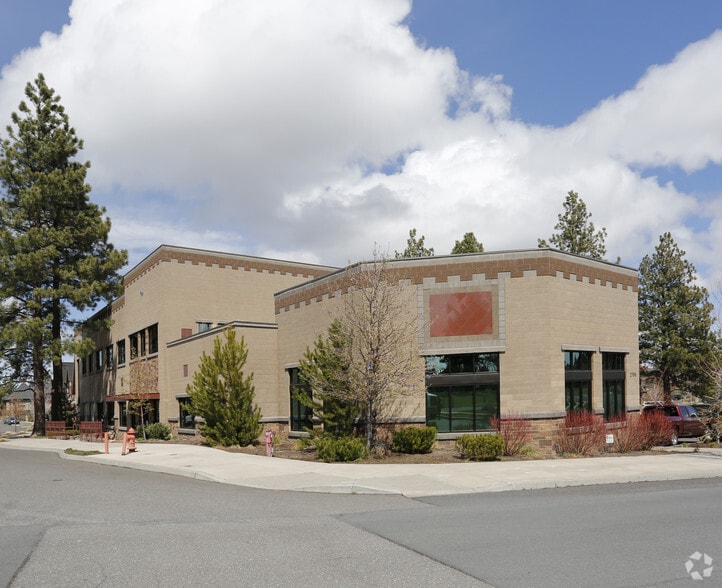 More Photos Of 2796 NW Clearwater Dr, Bend Office For Sale