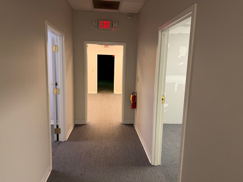 More Photos Of 2665 Pine Grove Rd, Cumming Flex For Lease