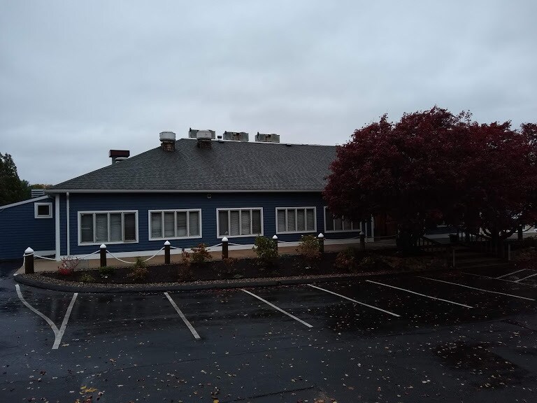 More Photos Of 140 Point Judith Rd, Narragansett Storefront Retail Office For Sale