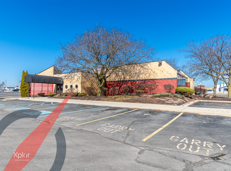 Primary Photo Of 4111 Parnell Ave, Fort Wayne Restaurant For Sale