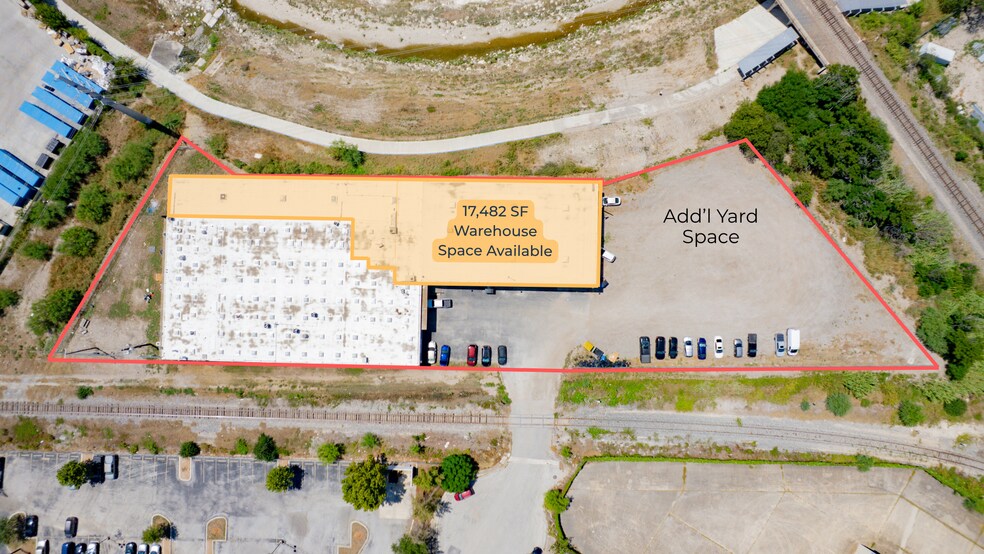 More Photos Of 414 Vera Cruz, San Antonio Warehouse For Lease