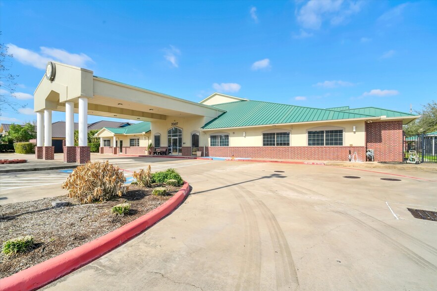 More Photos Of 20417 S University Blvd, Missouri City Schools For Lease