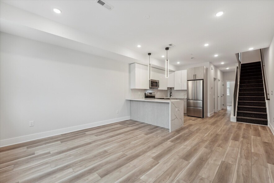 More Photos Of 610 N Union St, Philadelphia Apartments For Sale