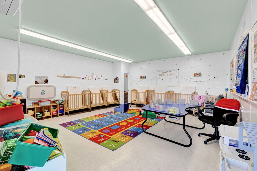 More Photos Of 11503 Martin Luther King Blvd, Houston Religious Facility For Sale