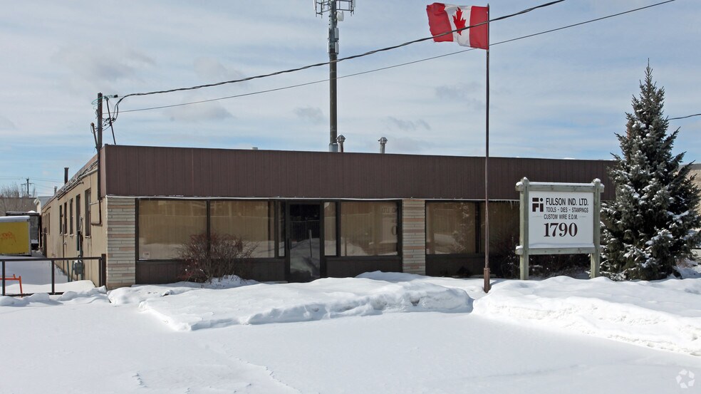 More Photos Of 1790 Midland Ave, Toronto Manufacturing For Lease