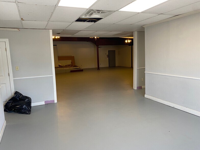 More Photos Of 1243 Nelle St, Tupelo Warehouse For Sale