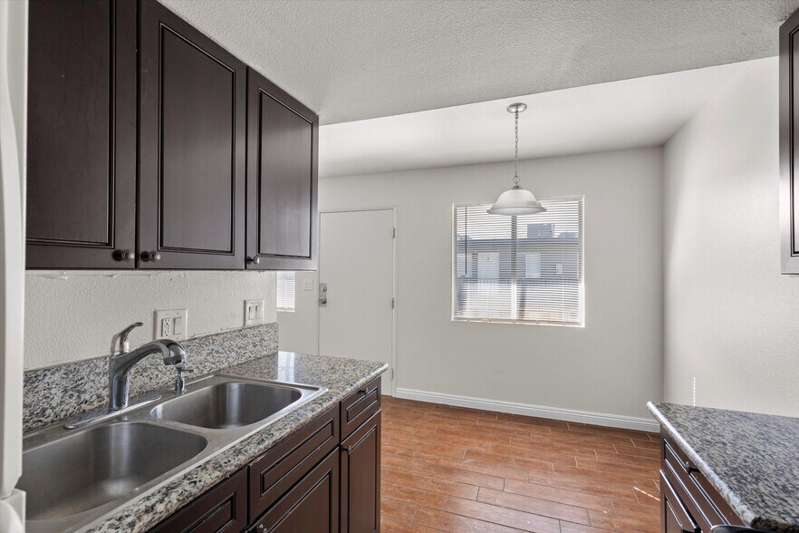 More Photos Of , Las Vegas Multifamily For Sale